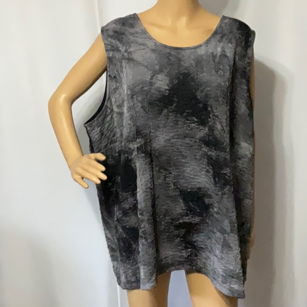 Maggie Barnes Sleeveless Top Size 4X NWT